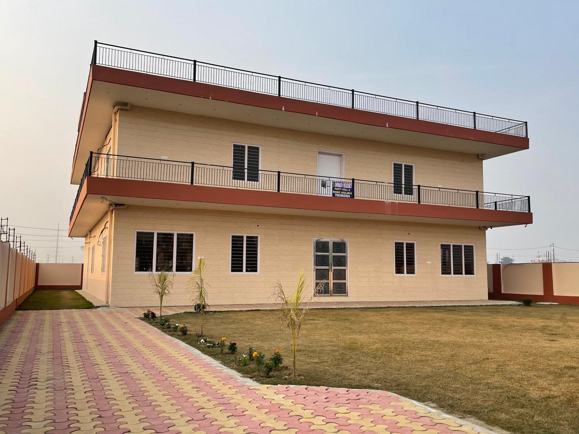 Shrinath Residency Hotel Grander Noida Exterior foto